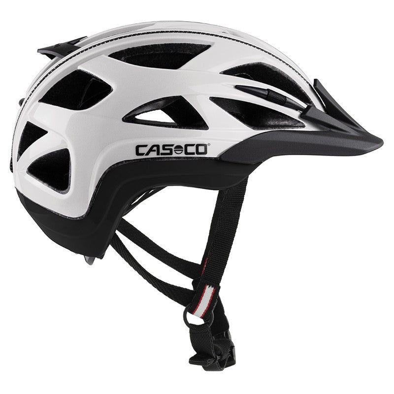 Fahrradhelm Casco Activ2 SL einer der besten Fahrradhelme in Deutschland, ein sportlicher Allrounder mit Steckschloss – Helmheld