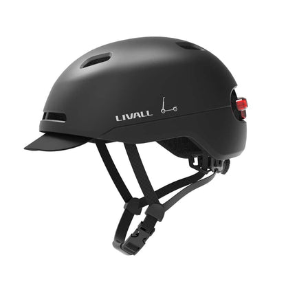 LIVALL C21 Smart Helm in Mattschwarz - Seitenansicht auf Produkttisch